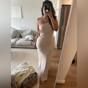Jade Crepe Dress in Gold Champage